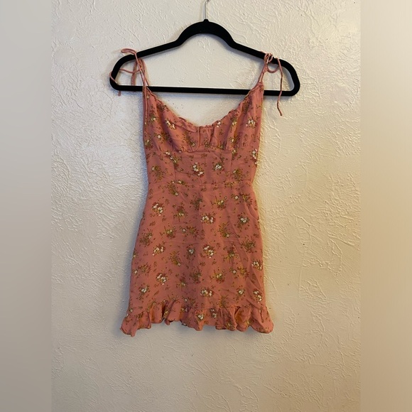 Reformation dress - Picture 2 of 15